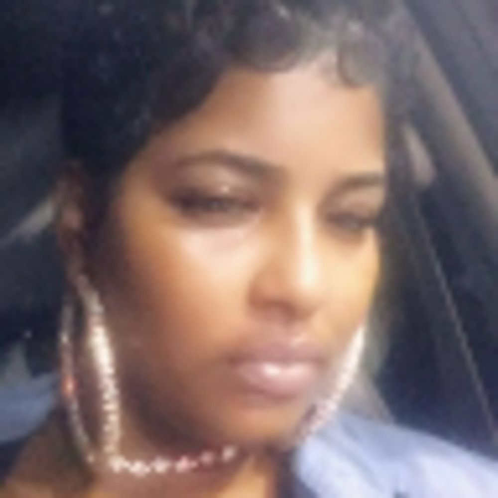 Meet your Posher, Sharonda